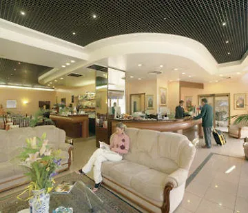 Hotel Valganna Milan 3*,